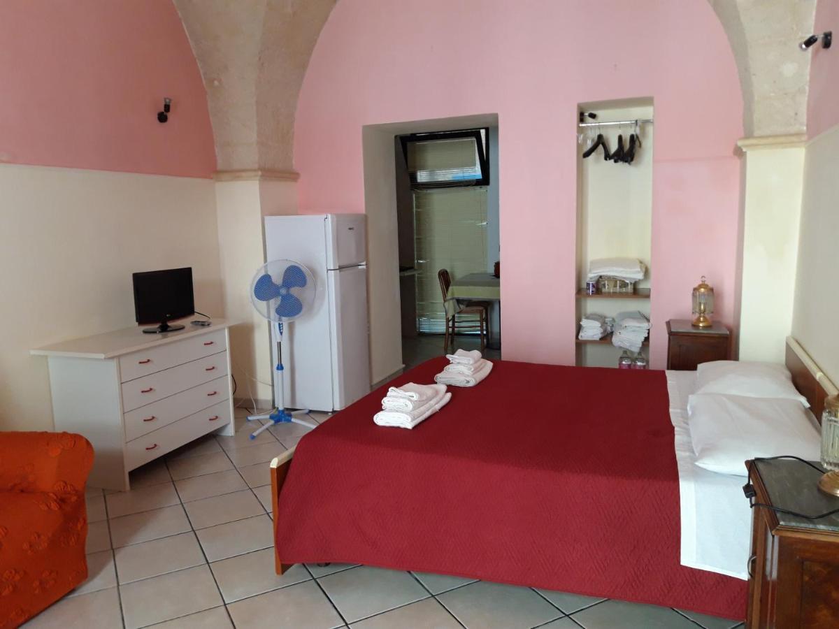 Centro Storico Apartamento Brindisi Exterior foto